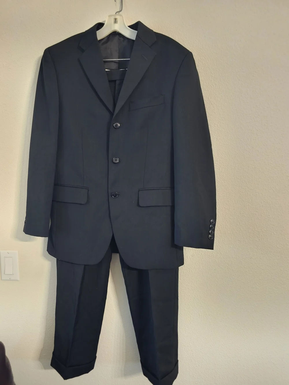 Albert Nipon Black Classic Two-Piece Suit